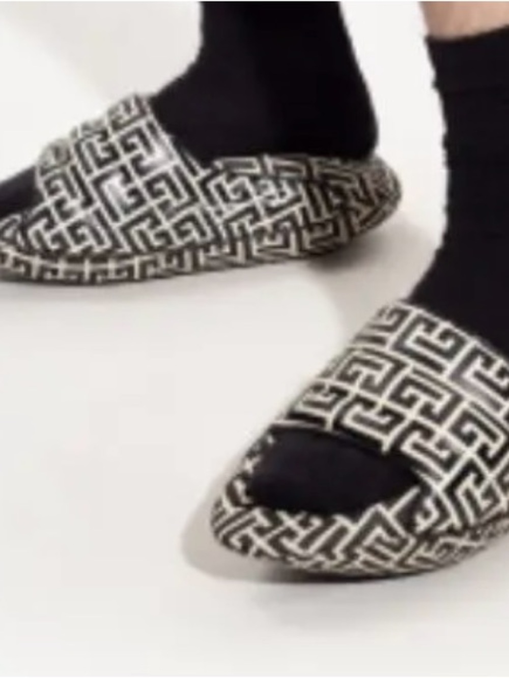 Balmain Men’s Quilted Leather B-IT Monogram Sandals – EU 43 / US 10 - Picture 10 of 10